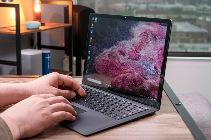 Surface Laptop 2 Review