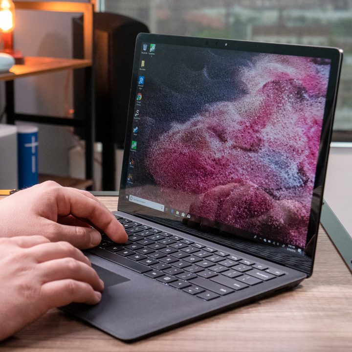Surface Laptop 2 Review