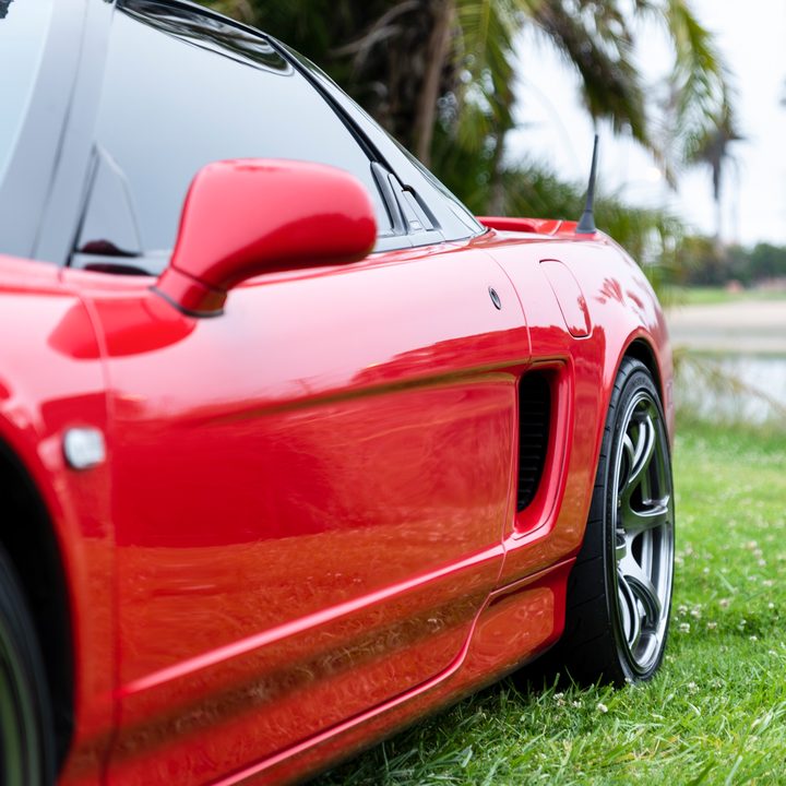 2019 Acura NSX vs 1991 Acura NSX