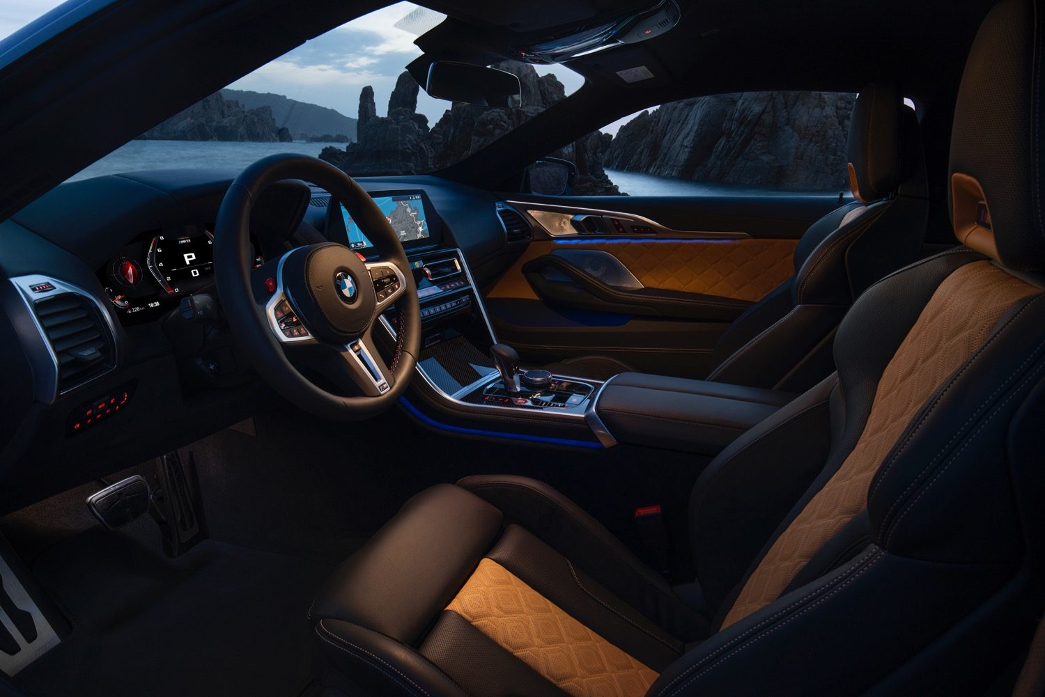 2020 BMW M8