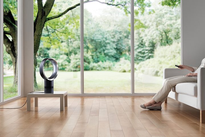 Dyson bladeless desk fan