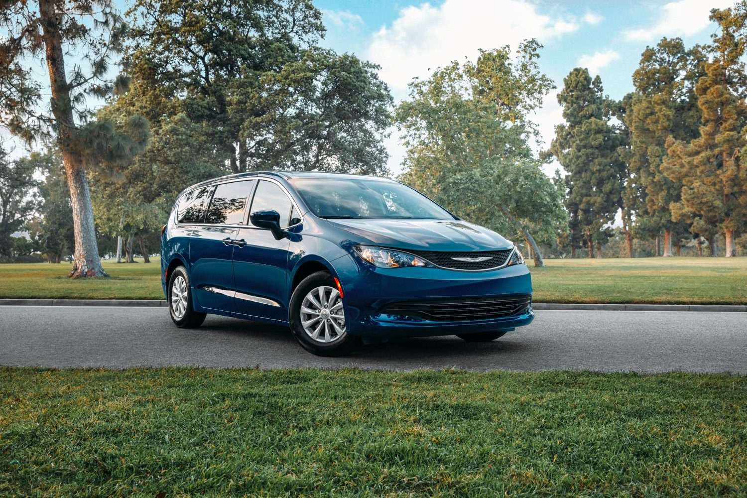 2020 chrysler voyager is a bargain basement minivan