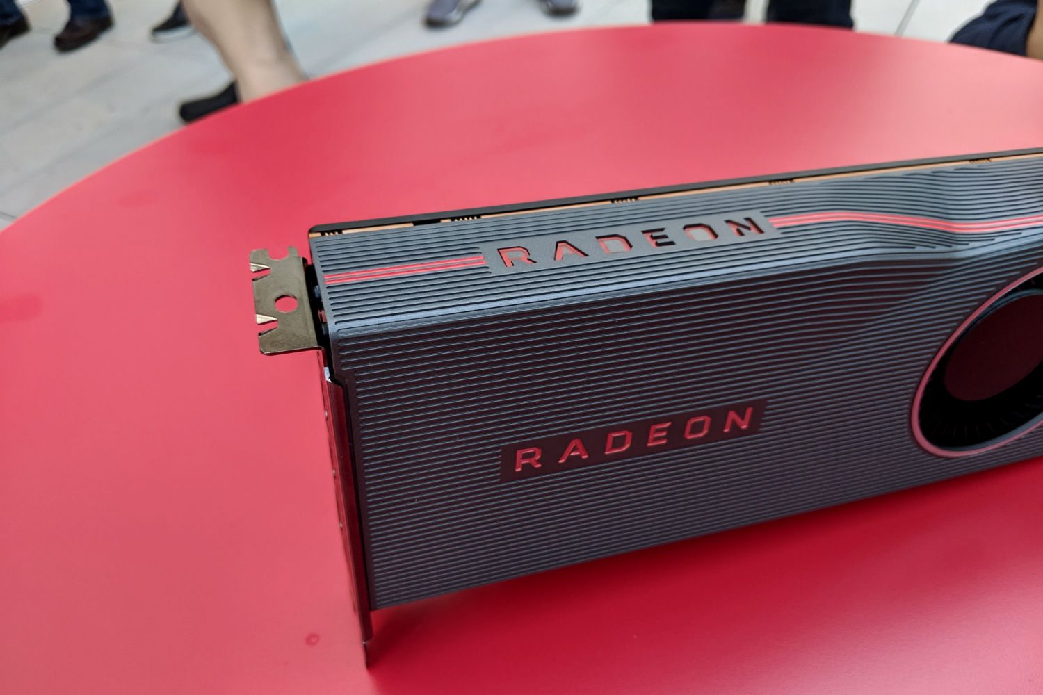 amd announces radeon rx 5700 navi gpu 3