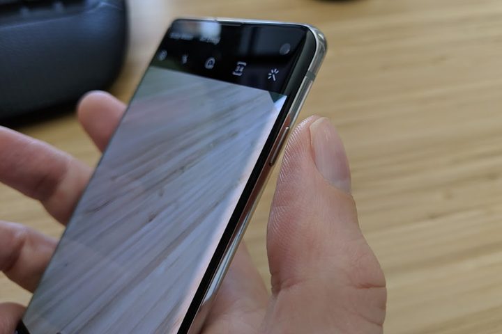 Samsung Galaxy S10 Power button