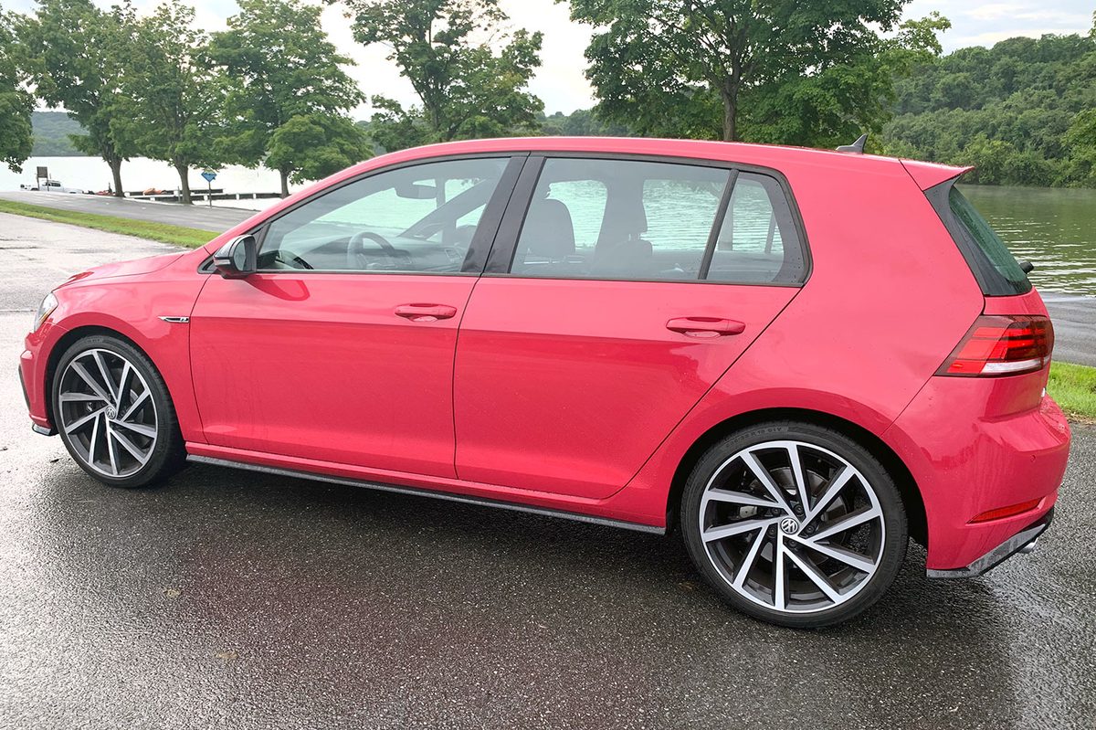2019 Volkswagen Golf R Review