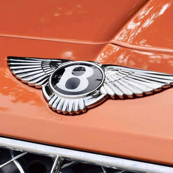 2020 Bentley Bentayga Hybrid review