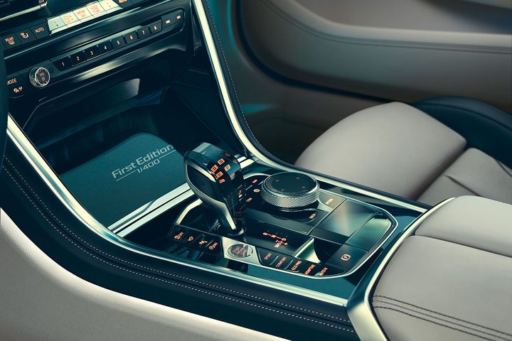 BMW M850i