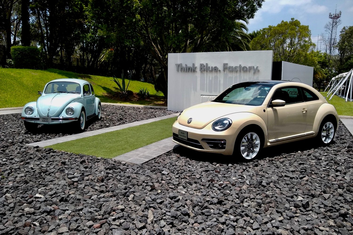 volkswagen beetle production officially ends first and third generation beetles at puebla  mexico factory