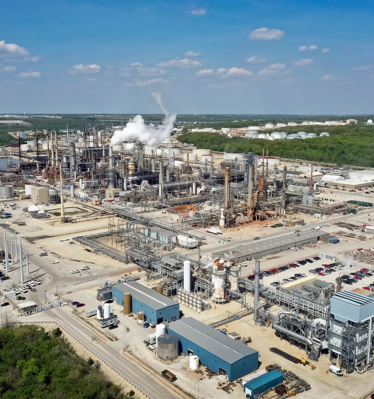 Oil refinery in America