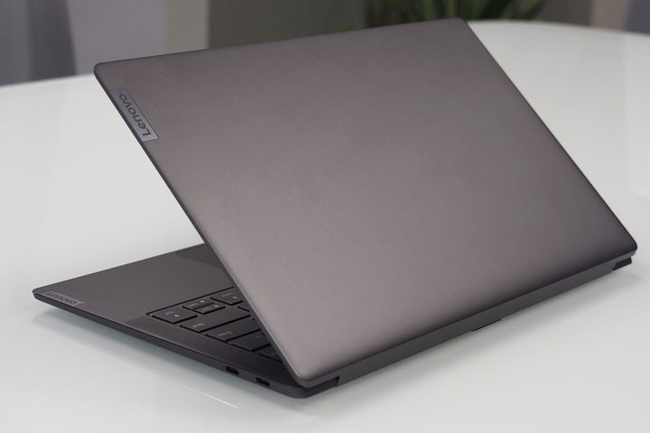 Lenovo IdeaPad S940 review