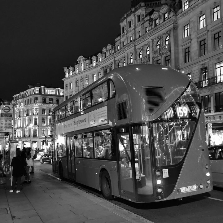 huawei p30 pro review night bus