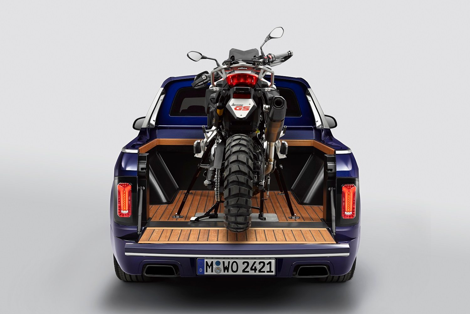 2019 bmw x7 pickup truck concept is perfect for hauling p90357106 highres the wi