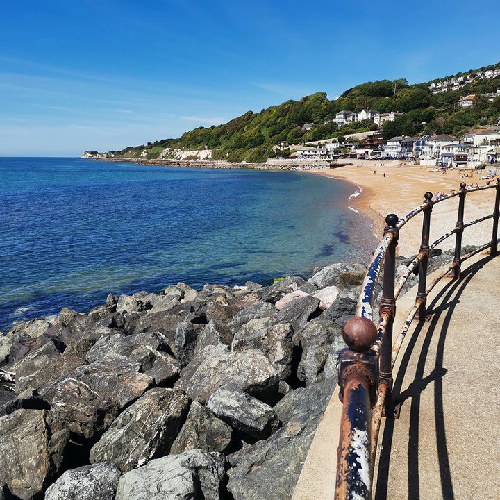 pixel 3a honor 20 xperia 10 plus motorola one vision camera shootout seaside