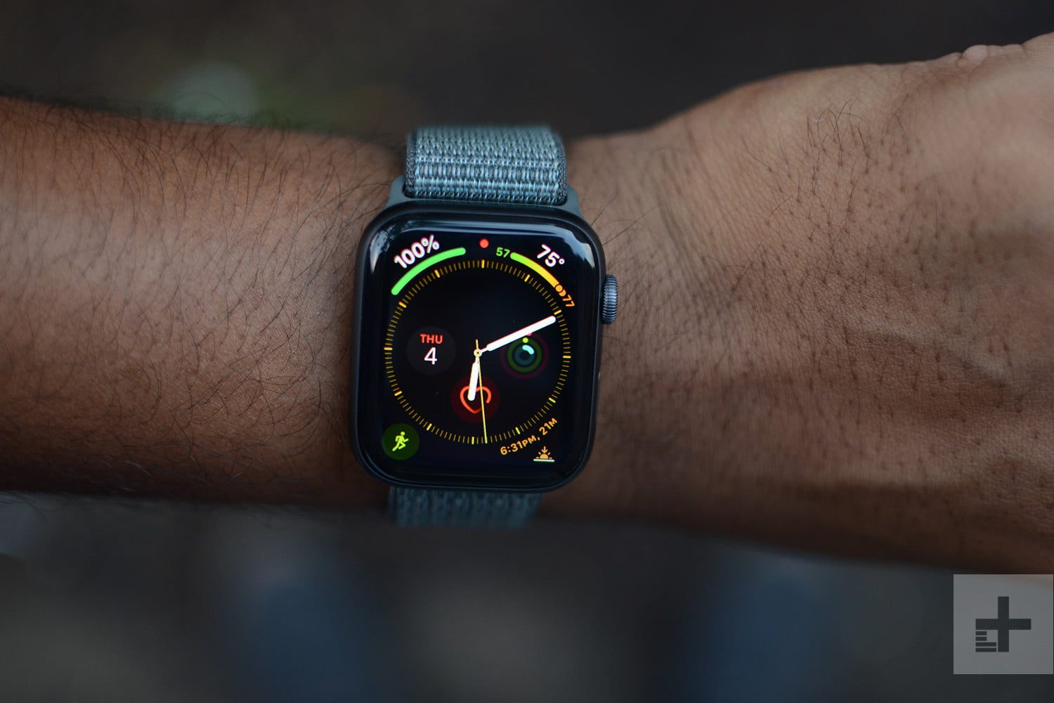 Ui Digital Form Samsung Galaxy Watch Active 2 vs. Apple Watch Series 4 - Digital Trends