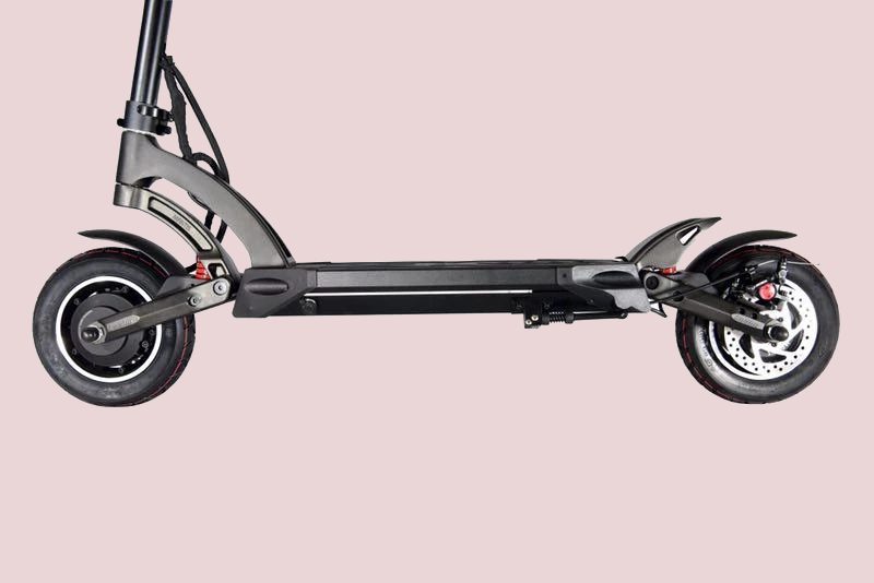 be the fastest standing commuter in town with 40 mph mantis e scooter fluidfreeride electric 09