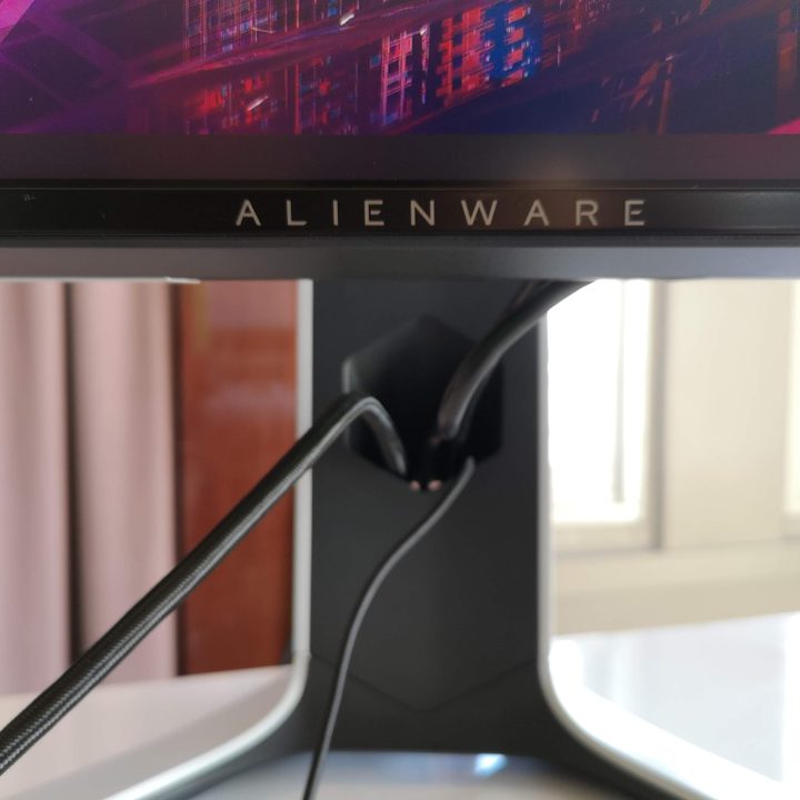 alienware gaming mouse keyboard monitor gamescom 2019 stand with cable management