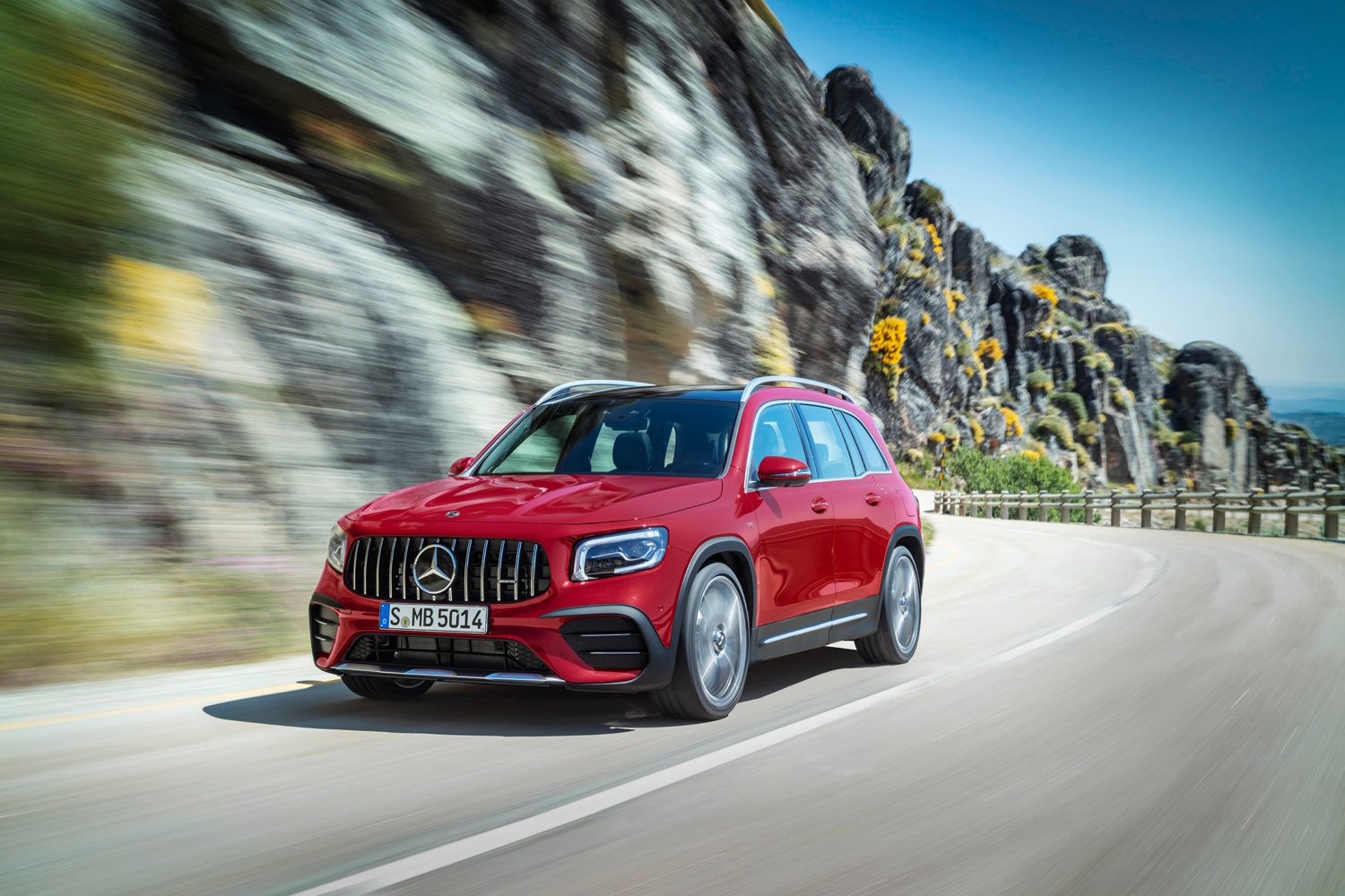 2020 mercedes benz glb is a g class for the masses amg 35 4matic  2019