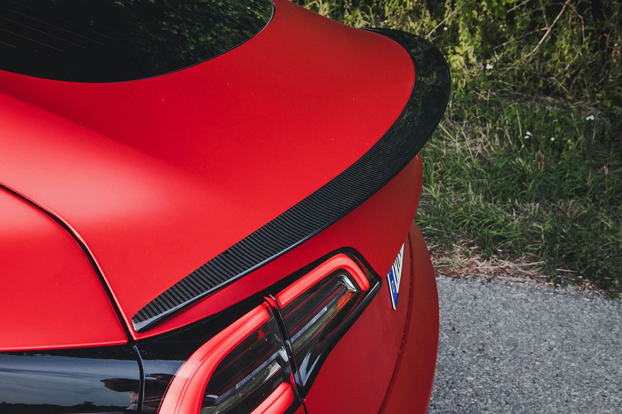 novitec announces suspension tweaks and body kit for tesla model 3 16