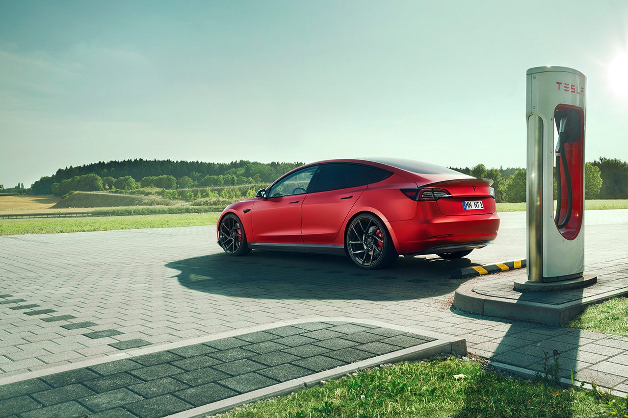novitec announces suspension tweaks and body kit for tesla model 3 9
