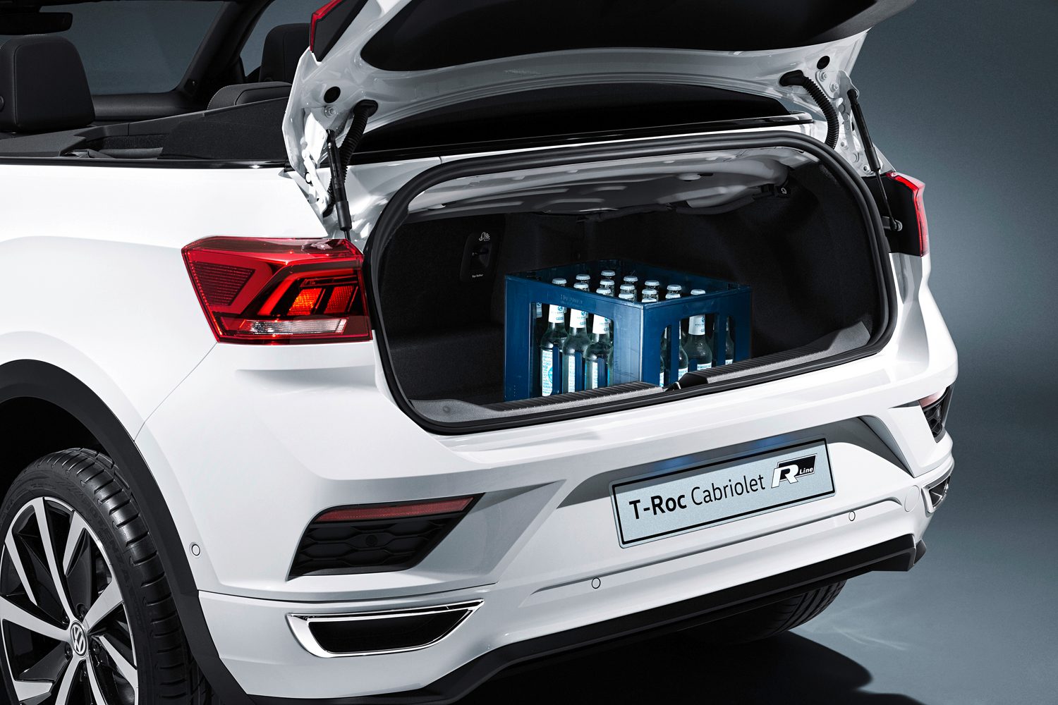 volkswagen introduces 2020 t roc cabriolet convertible suv the new