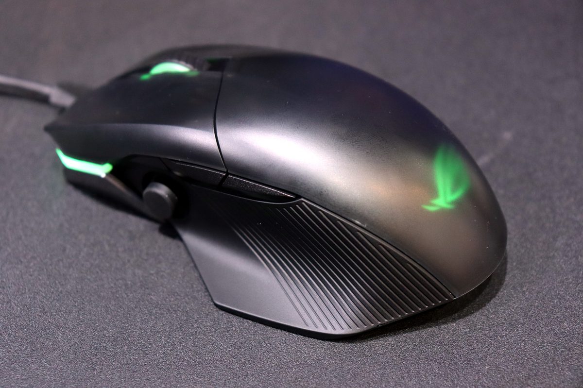 Asus Chakram gaming mouse
