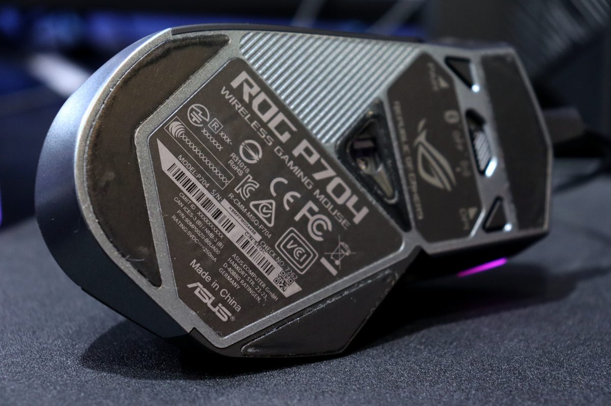 Asus Chakram gaming mouse