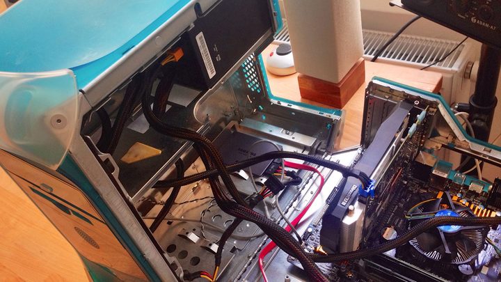 Hackintosh credit André Motz