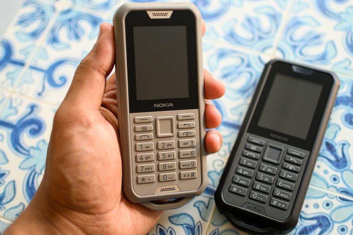 Nokia 800 Tough