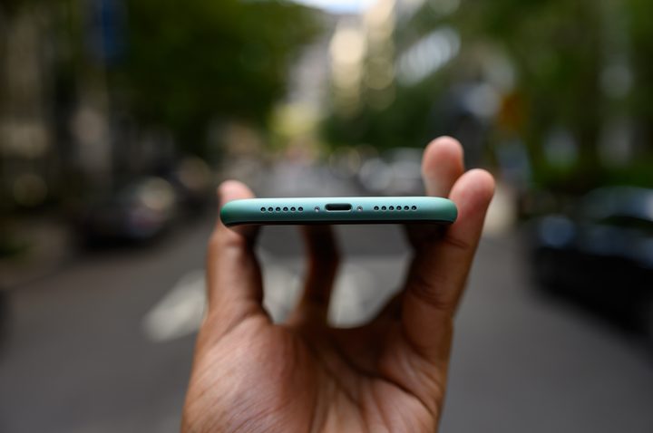 iPhone 11 charging port