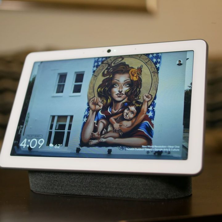 Nest Hub Max tilted view.