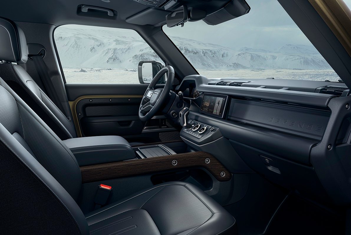 2020 land rover defender boasts rugged style usable tech lr def 110 20my interior 100919 05