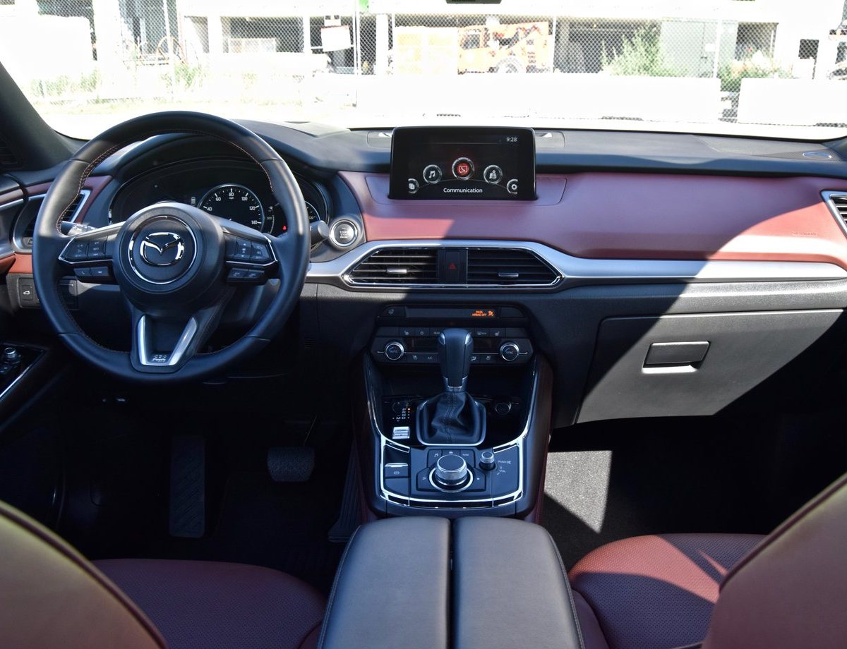 2019 Mazda CX-9 interior