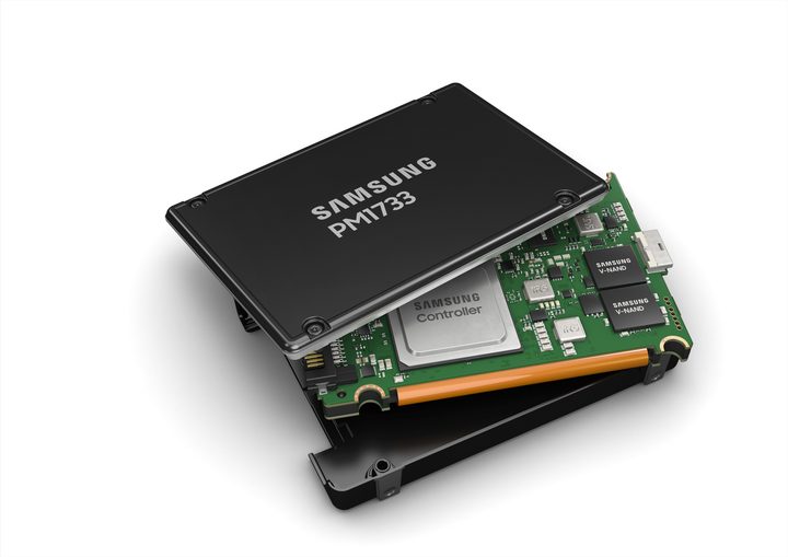 Samsung SSD drive with cover open and board exposed