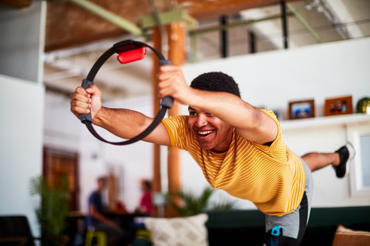 A person uses a ring con controller.