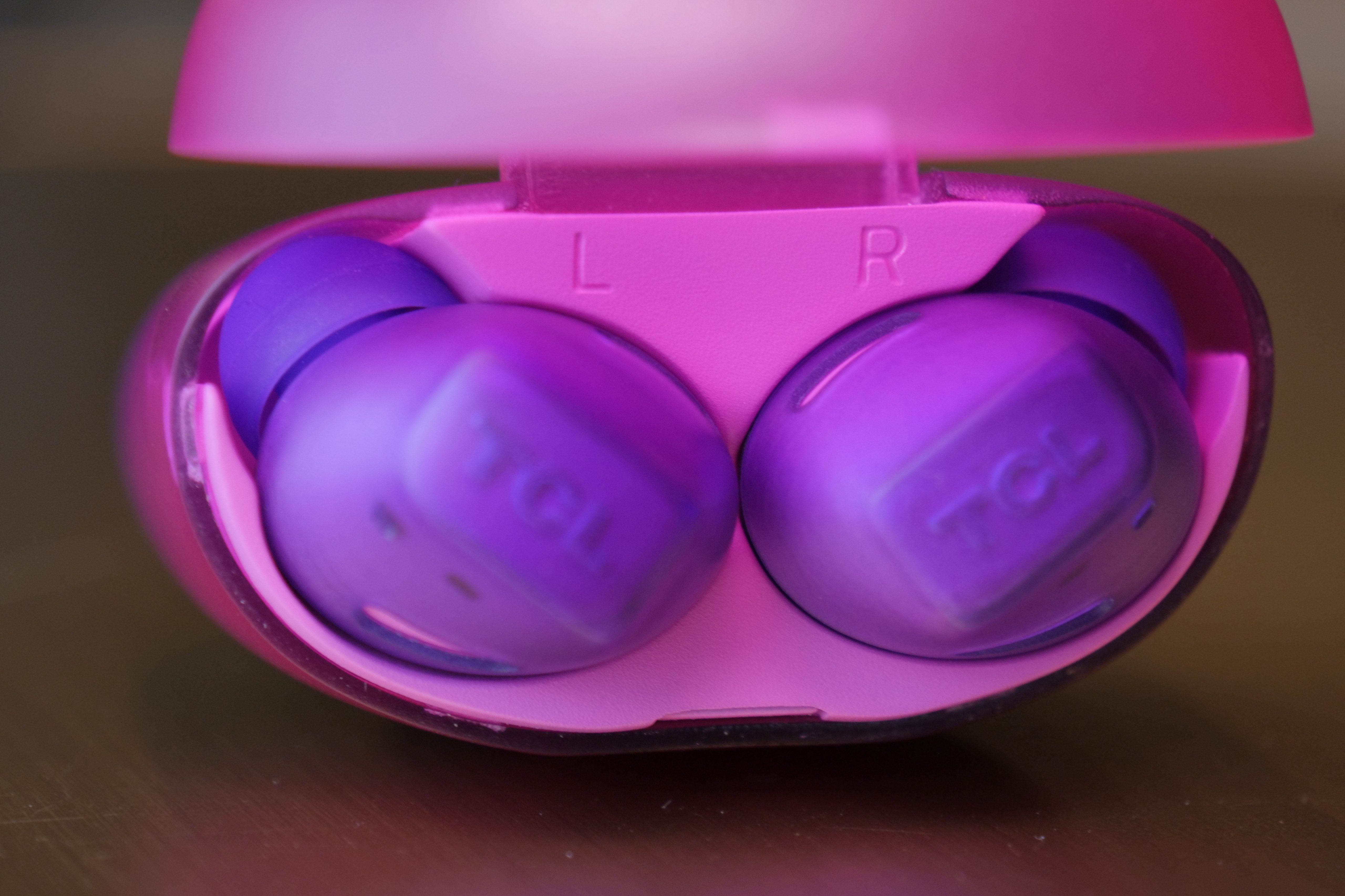 tcl noise canceling true wireless headphones ifa 2019 socl