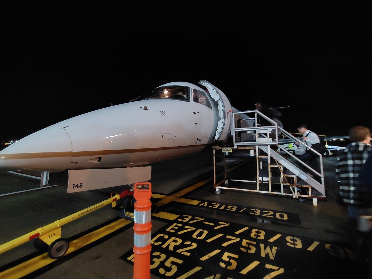 zte axon 10 pro review wide angle night plane
