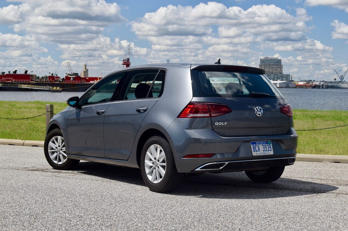 2019 Volkswagen Golf S 1.4T