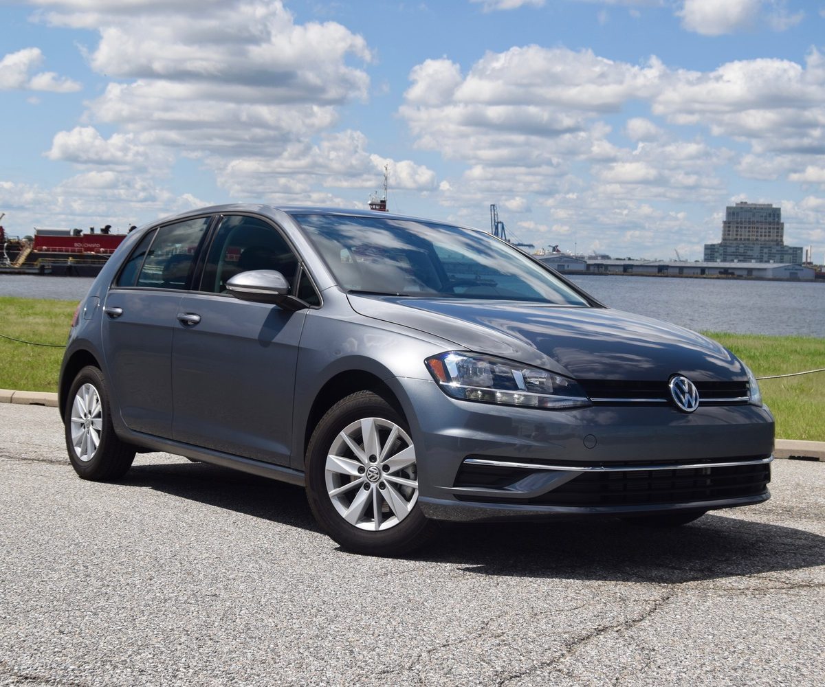 2019 Volkswagen Golf S 1.4T