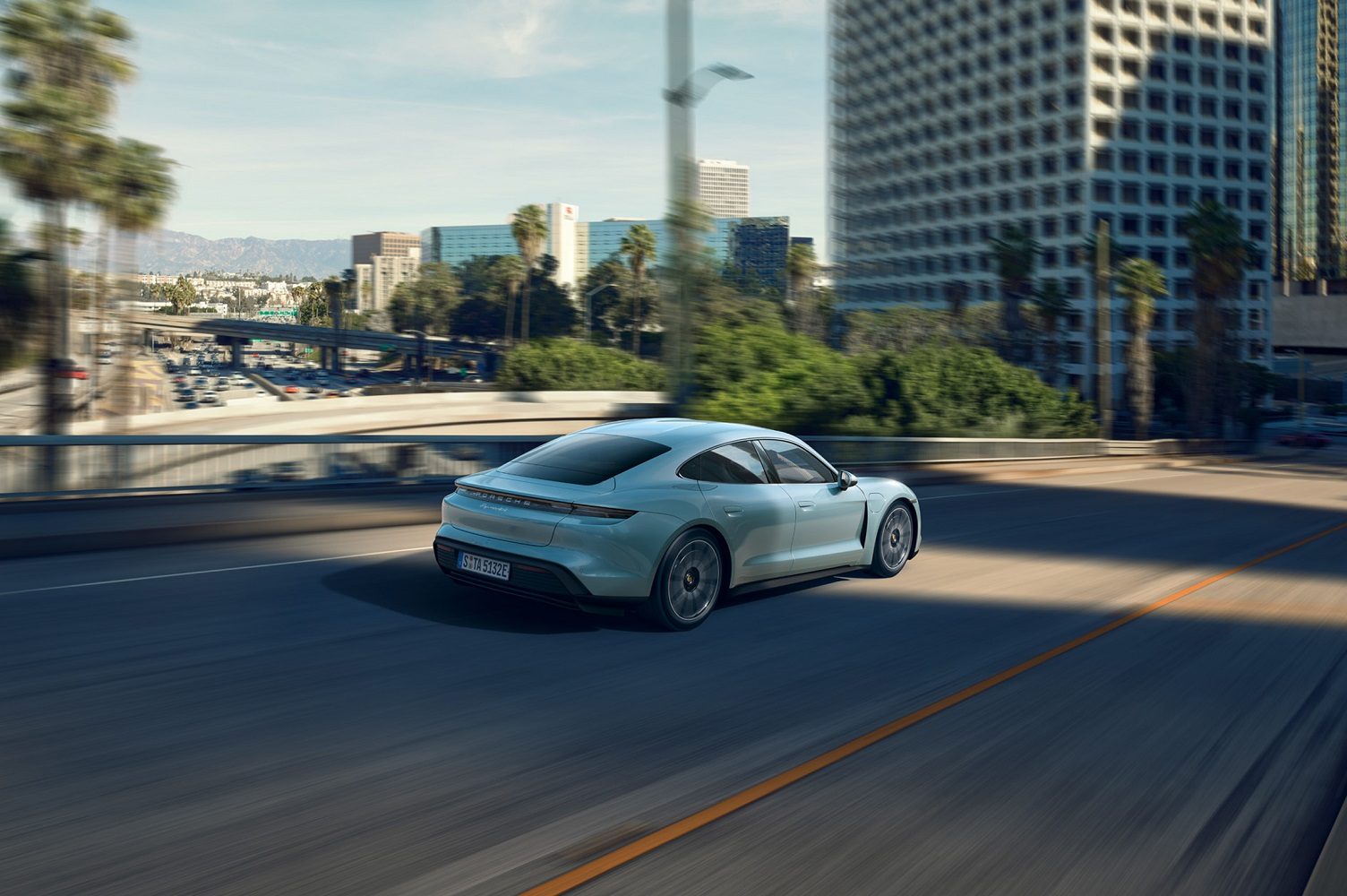 Porsche Taycan 4S