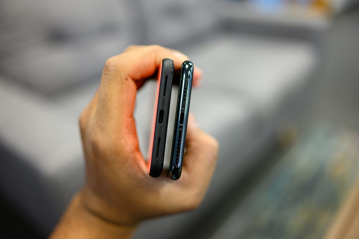 iphone 11 pro max vs pixel 4 xl charging port