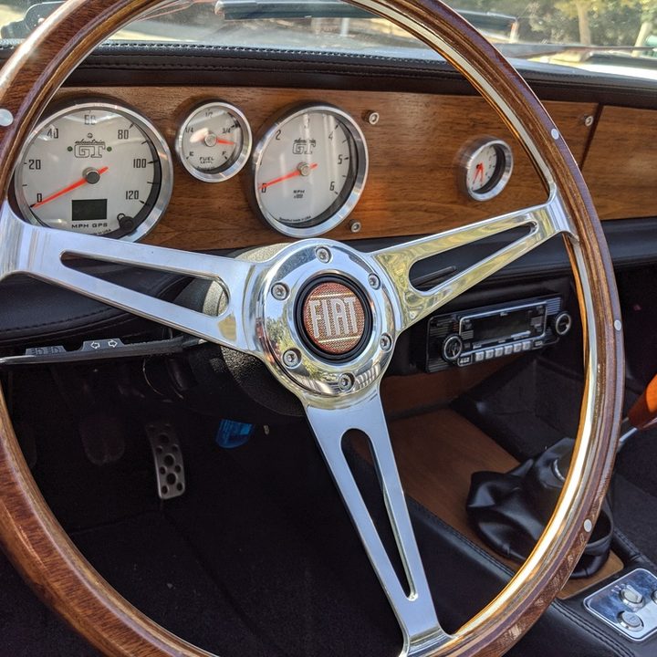 Electric GT Fiat 124 wheel