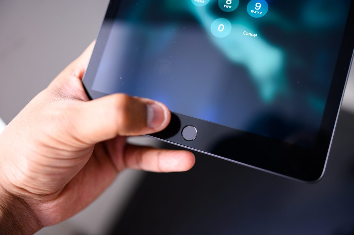 iPad 10.2-inch touch id