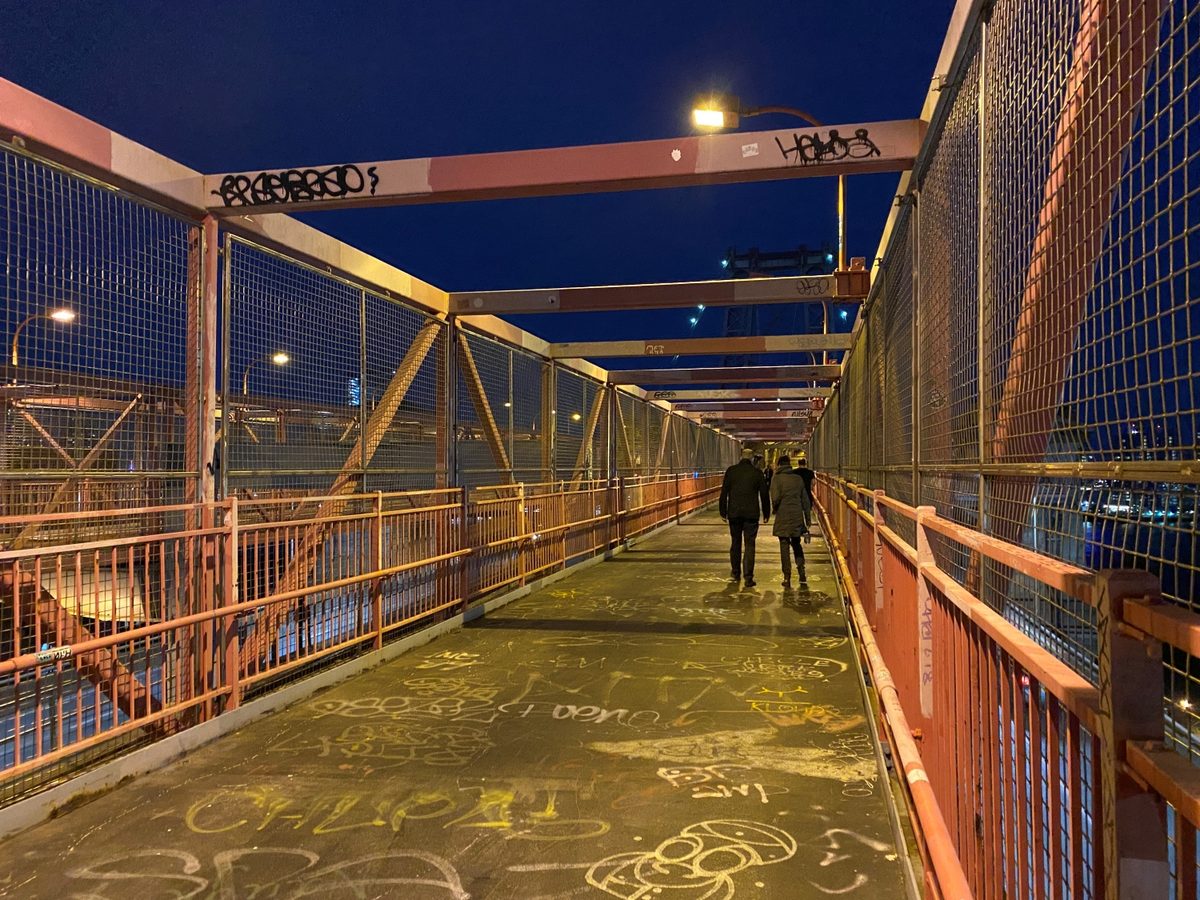 iphone 11 pro max williamsburg bridge