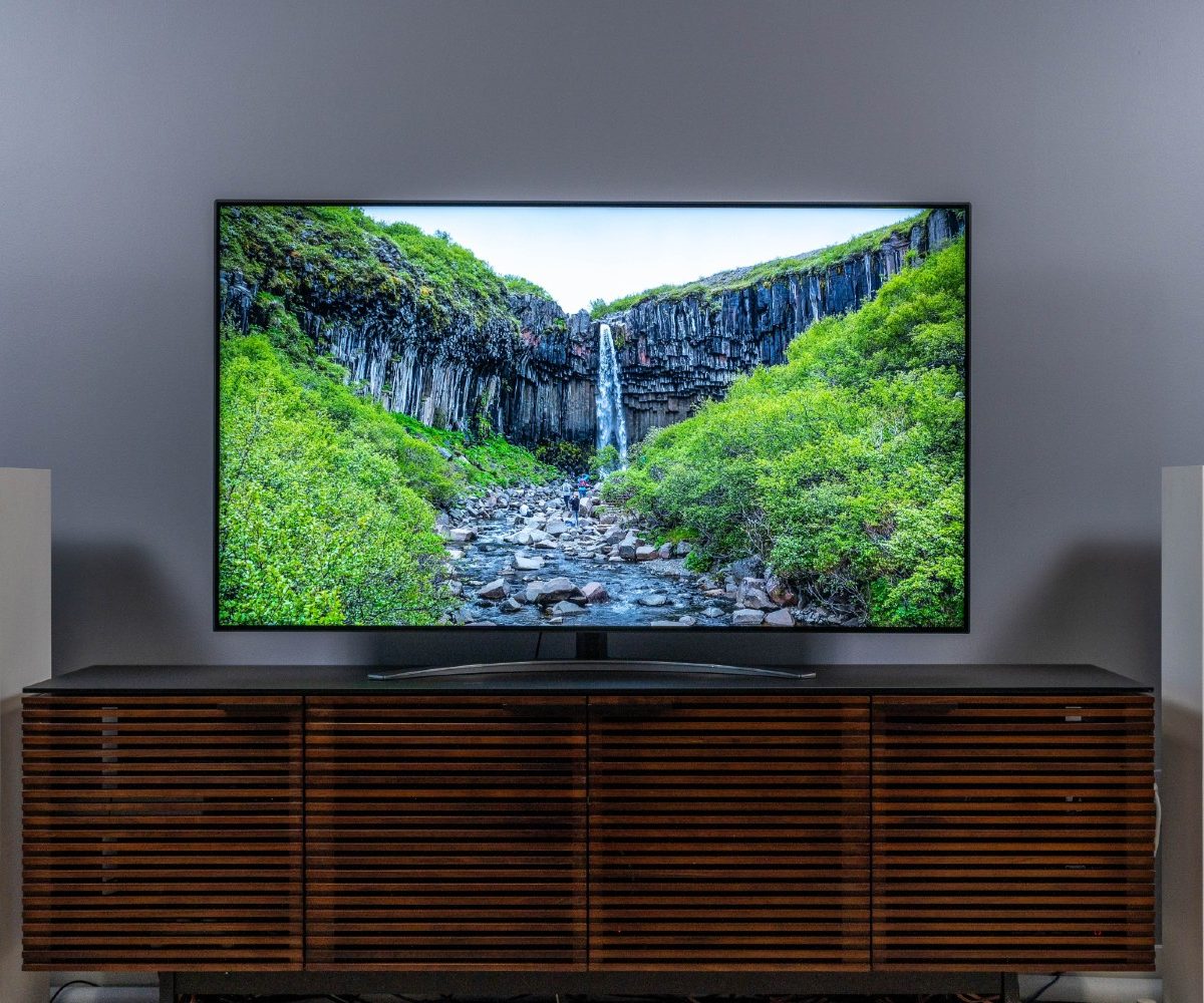 LG Nano 9 (SM9000) Series 4K HDR TV