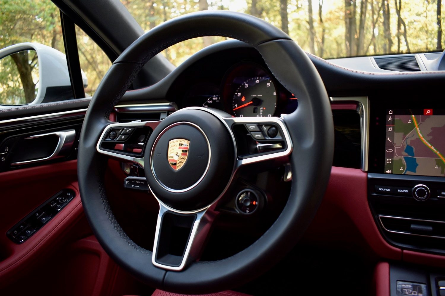 2019 porsche macan s review 2