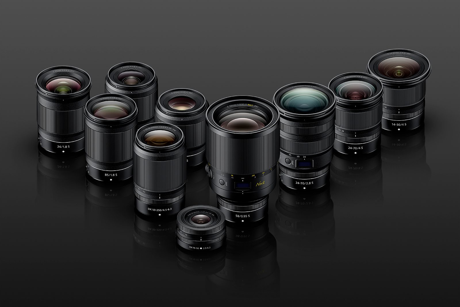 What does f/0.98 look like? The Nikon Noct is a monstrous lens you