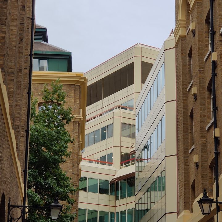 oneplus 7t pro review city