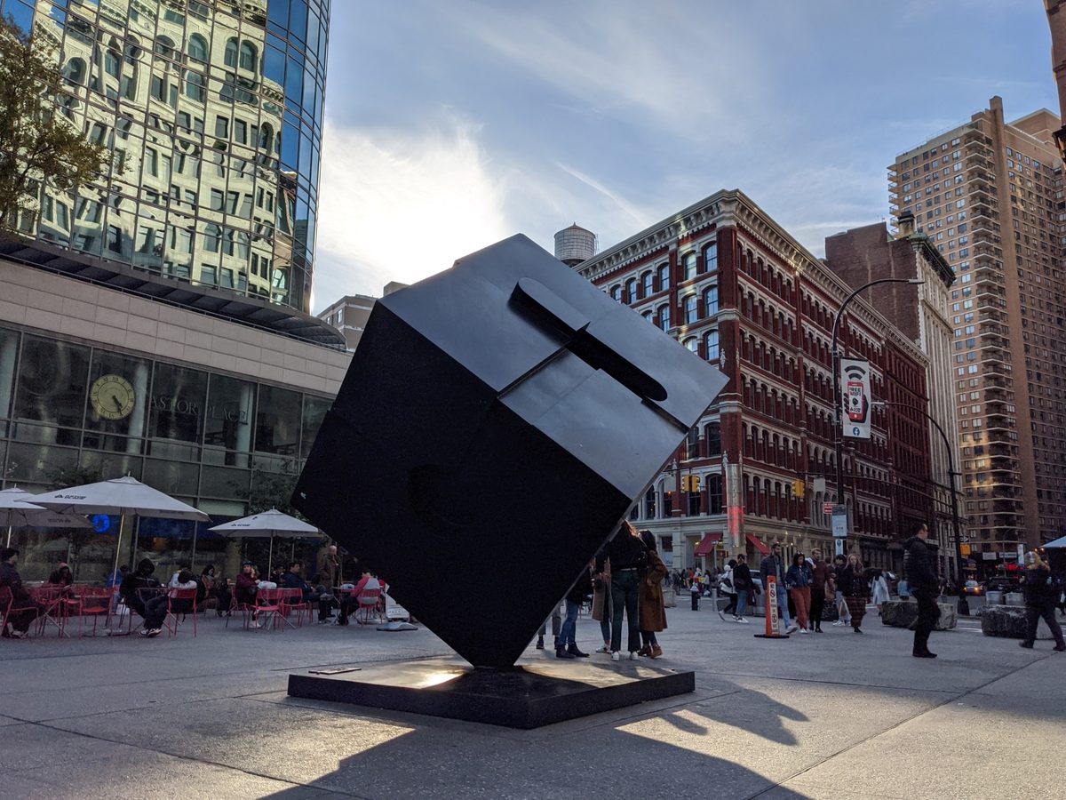 pixel 3 xl astor place cube