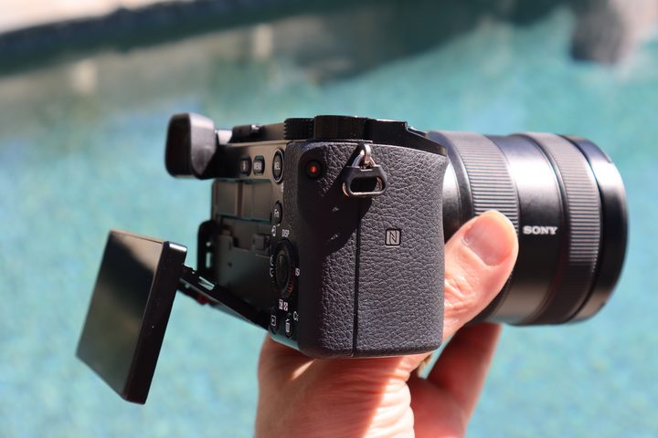 Sony A6100 Camera Review