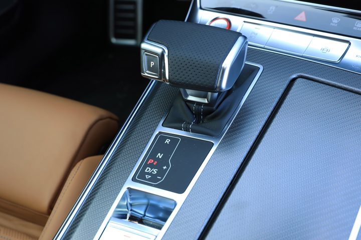 2020 Audi RS 6 Avant transmission